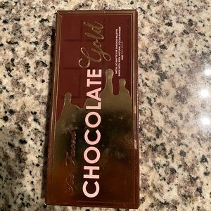 Two face chocolate gold eyeshadow palette